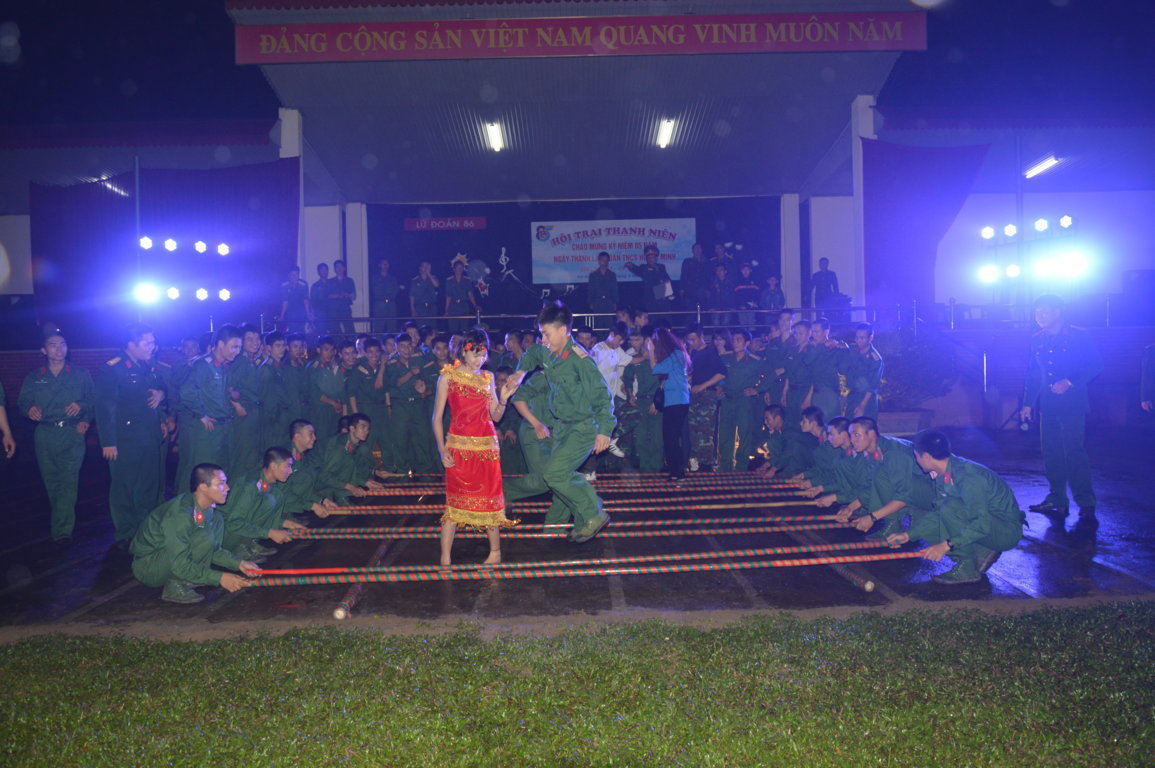 Hội trại thanh niên Lữ đoàn 86