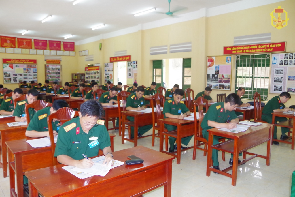 Kinh nghiệm rút ra từ Hội thi cán bộ giảng dạy chính trị giỏi tại Binh chủng Hóa học