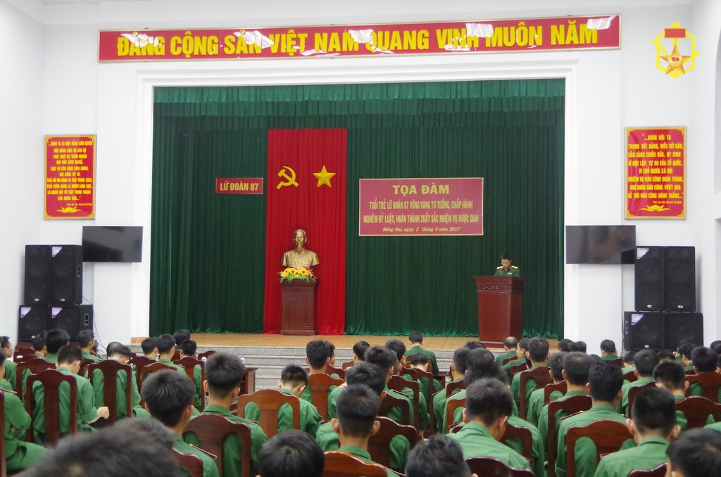 Quang cảnh buổi tọa đàm